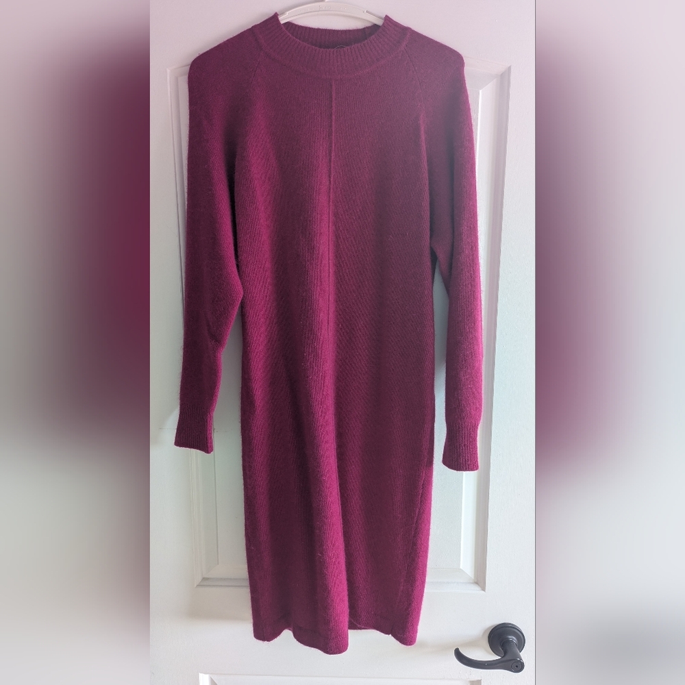 Chic Long Sleeve Knit Dress in Magenta